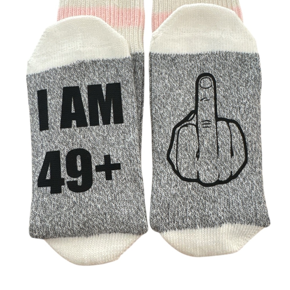 ⭐️Turning 50 Birthday Gift Wine Themed Gray and White Socks funny - Picture 3 of 4
